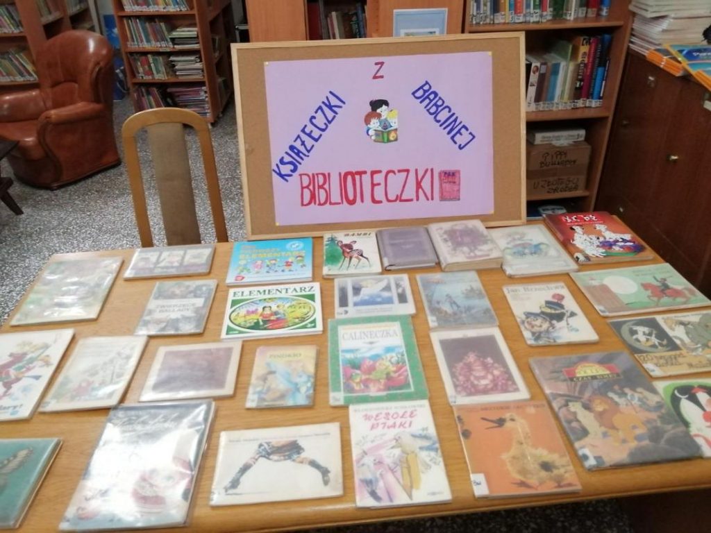 DOROŚLI CZYTAJĄ NAJMŁODSZYM…