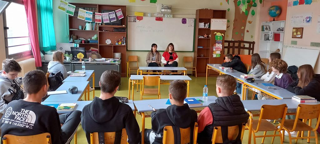 STUDENTKI Z UNIWERSYTETU JAGIELLOŃSKIEGO W SZKOLE POLSKIEJ W ATENACH