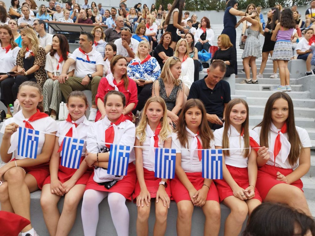UCZNIOWIE SZKOŁY POLSKIEJ W ATENACH NA LETNIM FESTIWALU SZKÓŁ EGALEO