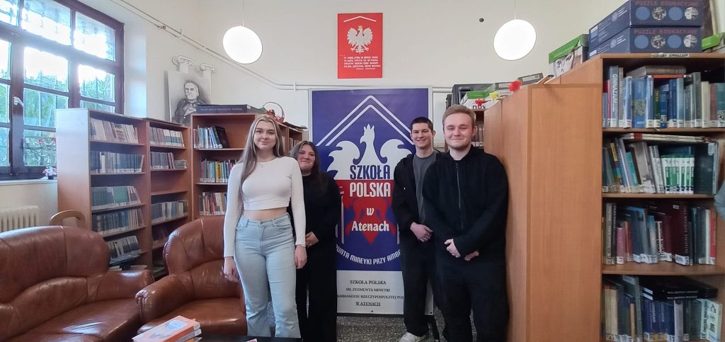 4 NASZYCH LICEALISTÓW ZAKWALIFIKOWAŁO SIĘ DO III ETAPU XIV KONKURSU LITERATURY I JĘZYKA POLSKIEGO