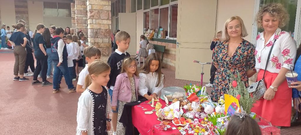 NASZ WIELKANOCNY BAZAR ŚWIĄTECZNY!