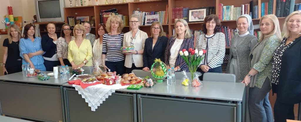 RADOSNYCH ŚWIĄT WIELKANOCNYCH!