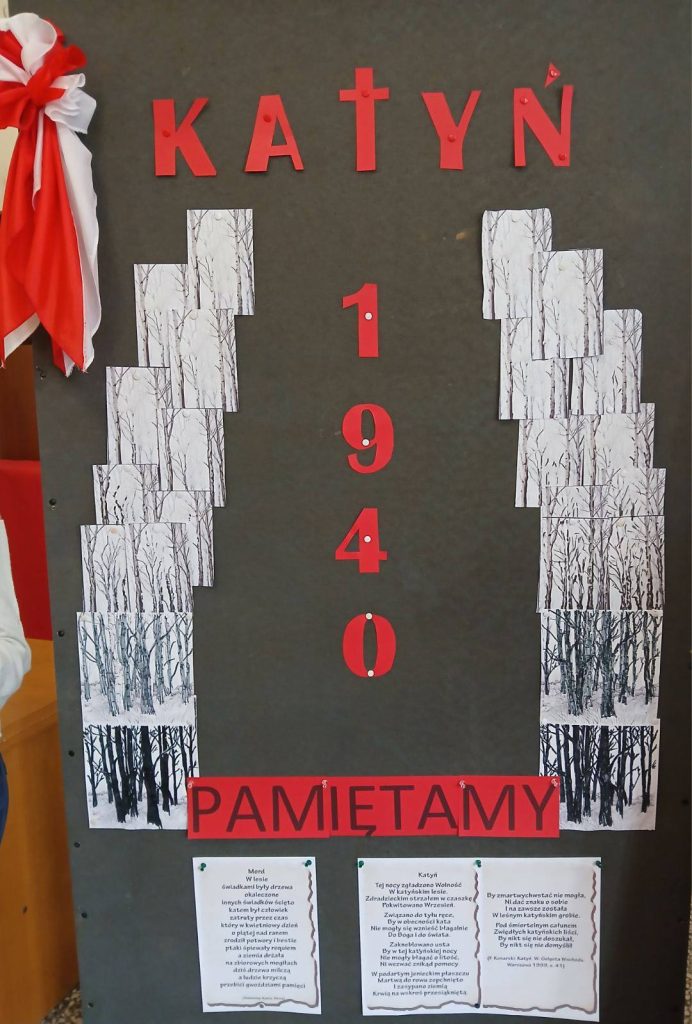 DZIEŃ PAMIĘCI OFIAR ZBRODNI KATYŃSKIEJ – LEKCJE PAMIĘCI I REFLEKSJI W NASZEJ SZKOLE