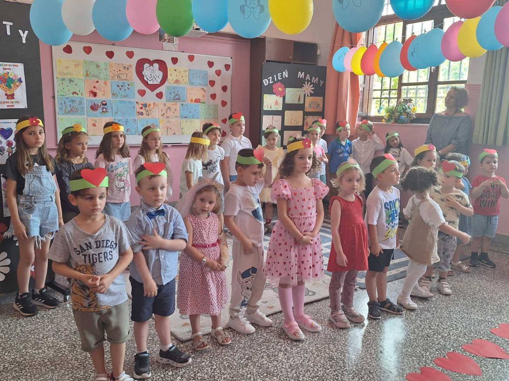DZIEŃ MAMY, DZIEŃ TATY – DZIEŃ RODZINY W ODDZIAŁACH DZIECIĘCYCH!