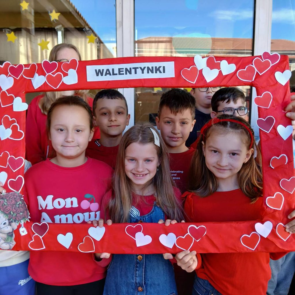 WALENTYNKI W SZKOLE POLSKIEJ W ATENACH