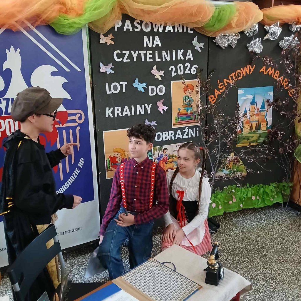 BAŚNIOWY AMBARAS – CZYLI WIELKA BIBLIOTECZNA PRZYGODA KLASY I B